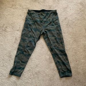 Army work out legging’s